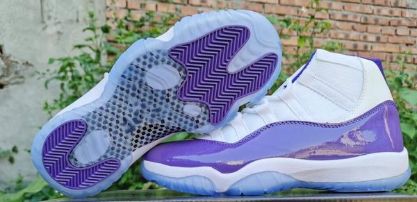 2020 high 11s white purple shinny leather breathable shoes outdoor shoes women men shoes size 36-47
2020 high 11s white purple shinny leather breathable shoes outdoor shoes women men shoes size 36-47