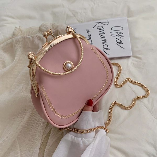 new chain clip bag chic fashion messenger ladies beach bag ins shoulder crossbody bags for women small handbag and clutch
new chain clip bag chic fashion messenger ladies beach bag ins shoulder crossbody bags for women small handbag and clutch