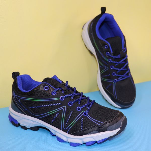 men hiking shoes outdoor mountain climbing shoes men trekking sneakers breathable comfortable athletic boots
men hiking shoes outdoor mountain climbing shoes men trekking sneakers breathable comfortable athletic boots
