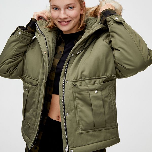 short winter jacket warm coat women plus size parka big pocket down jacket for women hooded cotton-padded outerwear, Black
short winter jacket warm coat women plus size parka big pocket down jacket for women hooded cotton-padded outerwear, Black