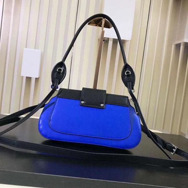 2020luxury handbag women's handbag sac key femme leather buckle shoulder bag women's
2020luxury handbag women's handbag sac key femme leather buckle shoulder bag women's