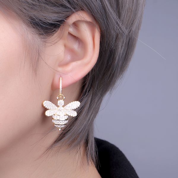 new arrival big bee earrings fine jewelry s925 sterling crystal 18k gold hoop earrings for women charm jewelry ae029
new arrival big bee earrings fine jewelry s925 sterling crystal 18k gold hoop earrings for women charm jewelry ae029