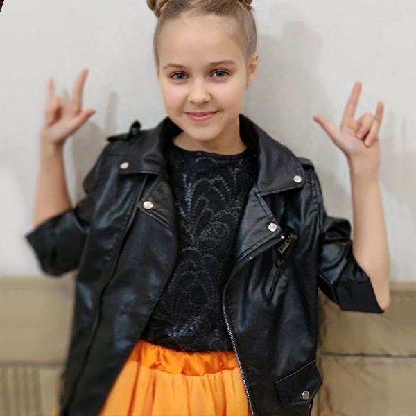 девочки пальто детского пу куртка 4-13 летний ребенок устаревать zipper пояс вскользь девушки куртка мотоцикла весны осень мода, Blue;gray
девочки пальто детского пу куртка 4-13 летний ребенок устаревать zipper пояс вскользь девушки куртка мотоцикла весны осень мода, Blue;gray