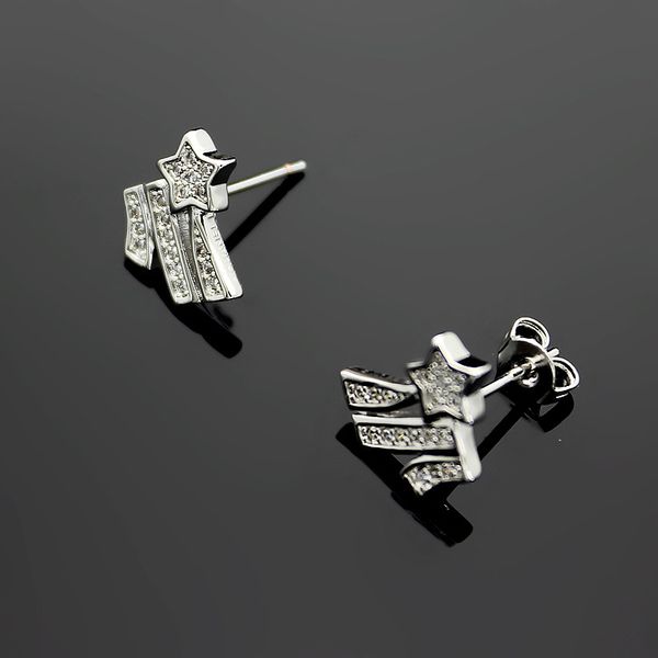 2020 designer ornament c letter meteor with diamond earrings comet with diamond earrings, Golden;silver
2020 designer ornament c letter meteor with diamond earrings comet with diamond earrings, Golden;silver