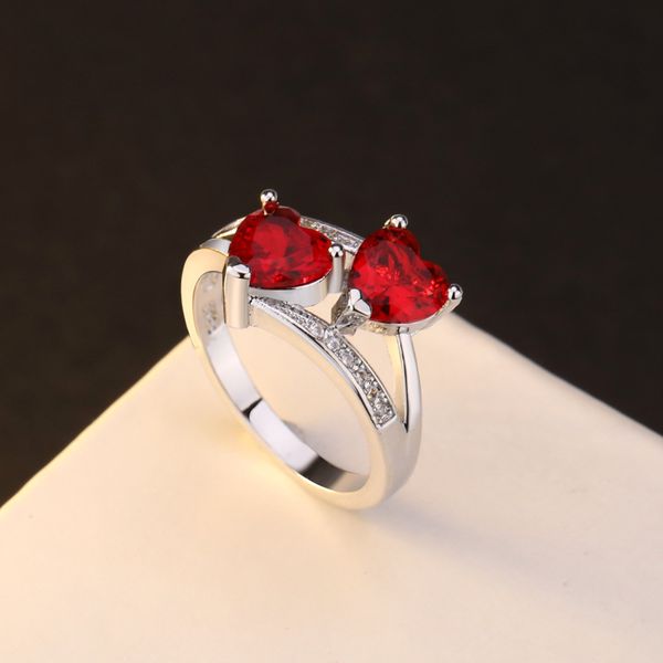 vintage double red ruby simulate diamond women ring 925 silver white gold cover perfect jewelry gift for lady size 6,7,8,9,10, Slivery;golden
vintage double red ruby simulate diamond women ring 925 silver white gold cover perfect jewelry gift for lady size 6,7,8,9,10, Slivery;golden
