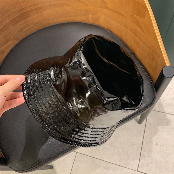 black pu laser bucket hats street style fashion show hip hop hats for men and women simple wild travel sun holiday gift
black pu laser bucket hats street style fashion show hip hop hats for men and women simple wild travel sun holiday gift