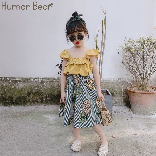 humor bear girls clothing set 2020 summer new cute sleeveless t-shirt+striped fruit skirt kids suit toddler baby girl clothes t200613, White
humor bear girls clothing set 2020 summer new cute sleeveless t-shirt+striped fruit skirt kids suit toddler baby girl clothes t200613, White