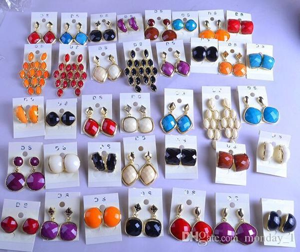 2015 mixed order alloy crystal gem drip and colorful hanging earrings woman girl fashion earrings 30pairs/ lot, Golden;silver
2015 mixed order alloy crystal gem drip and colorful hanging earrings woman girl fashion earrings 30pairs/ lot, Golden;silver