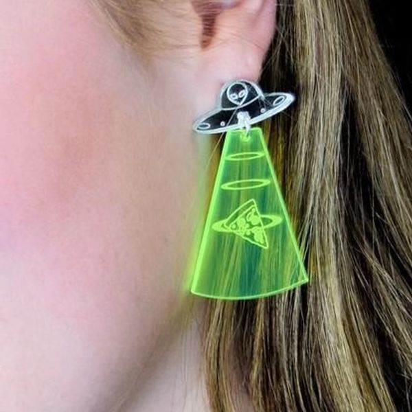 personality acrylic dangle earrings ufo dinosaur shape simple exaggerated big long drop dangle earring women colourful oorbellen, Silver
personality acrylic dangle earrings ufo dinosaur shape simple exaggerated big long drop dangle earring women colourful oorbellen, Silver