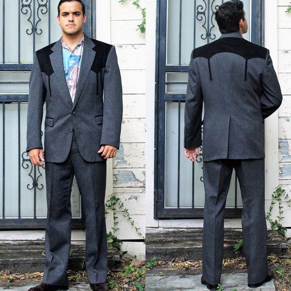 handsome two button peak lapel groomsman wedding tuxedos men suits party prom man blazer suit(jacket+pants), Black;gray
handsome two button peak lapel groomsman wedding tuxedos men suits party prom man blazer suit(jacket+pants), Black;gray
