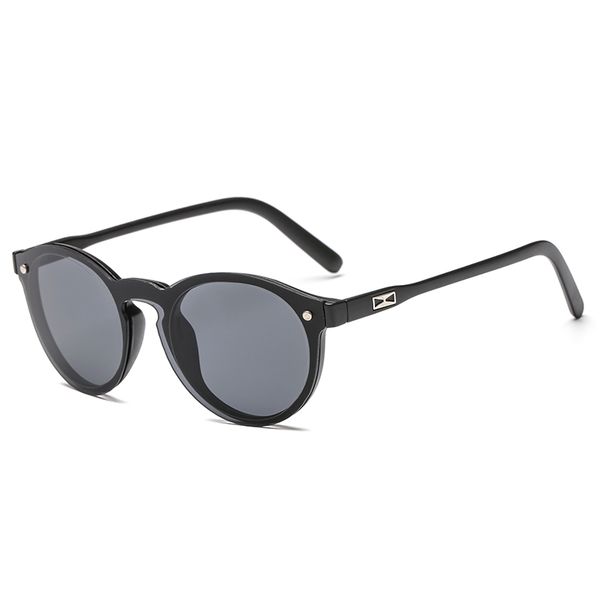 popular brand designer sunglasses 2019 for men women casual cycling outdoor fashion siamese sunglasses spike sunglasses 3207, White;black
popular brand designer sunglasses 2019 for men women casual cycling outdoor fashion siamese sunglasses spike sunglasses 3207, White;black