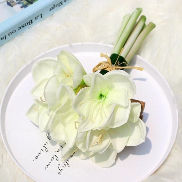 30cm artificial clivia flower pu simulation flowers bouquet wedding bridal decoration christmas festival party decor fake flower
30cm artificial clivia flower pu simulation flowers bouquet wedding bridal decoration christmas festival party decor fake flower