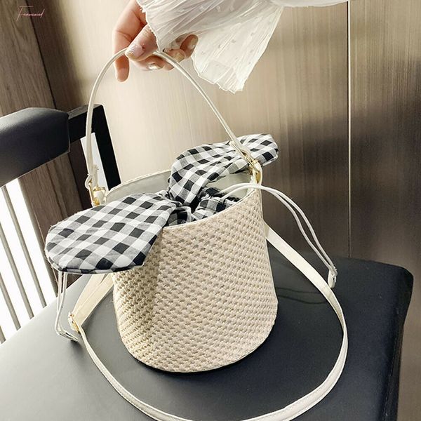 2020 fashion straw handbags women string crossbody handmade woven summer beach rattan shoulder bag tote for women girls ladies
2020 fashion straw handbags women string crossbody handmade woven summer beach rattan shoulder bag tote for women girls ladies