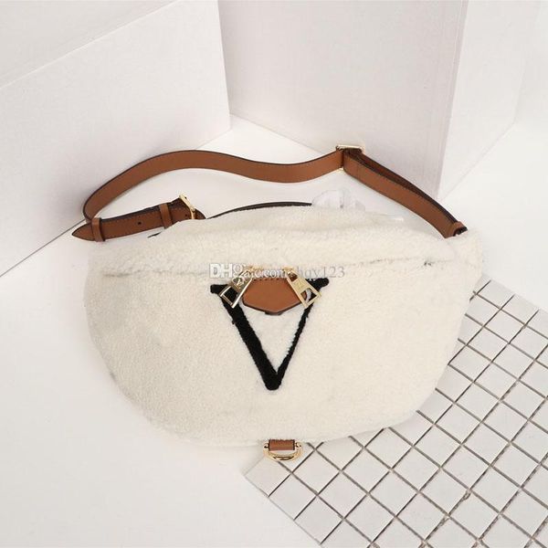 2020 new famous designer bags fashion luxury woman bumbag bag brand cross body size 37x14x13cm model m55425
2020 new famous designer bags fashion luxury woman bumbag bag brand cross body size 37x14x13cm model m55425