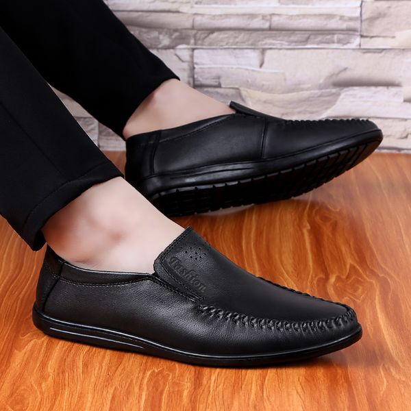 genuine leather men shoes outdoor slip on casual 2020 men loafers moccasins breathable male boat shoes, Black
genuine leather men shoes outdoor slip on casual 2020 men loafers moccasins breathable male boat shoes, Black