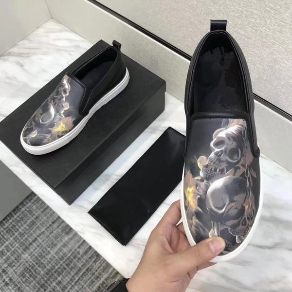 skull men loafers fashion shoes men flats slip on male loafers driving moccasins homme casual shoes fashion dress, Black
skull men loafers fashion shoes men flats slip on male loafers driving moccasins homme casual shoes fashion dress, Black