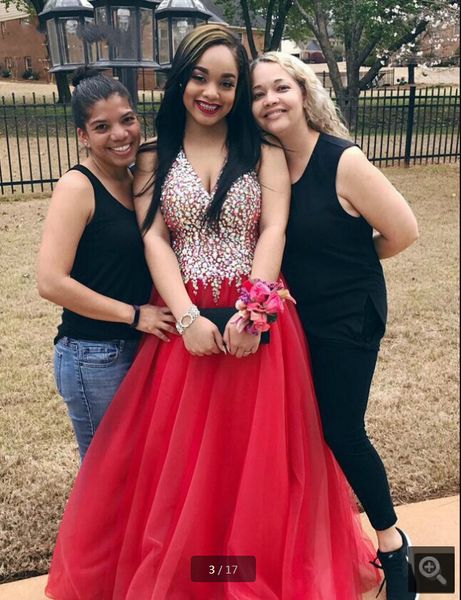 2019 new arrival red halter neckline beaded crystals prom dress deep v neck sheer back elegant evening party prom gowns sale, Black
2019 new arrival red halter neckline beaded crystals prom dress deep v neck sheer back elegant evening party prom gowns sale, Black