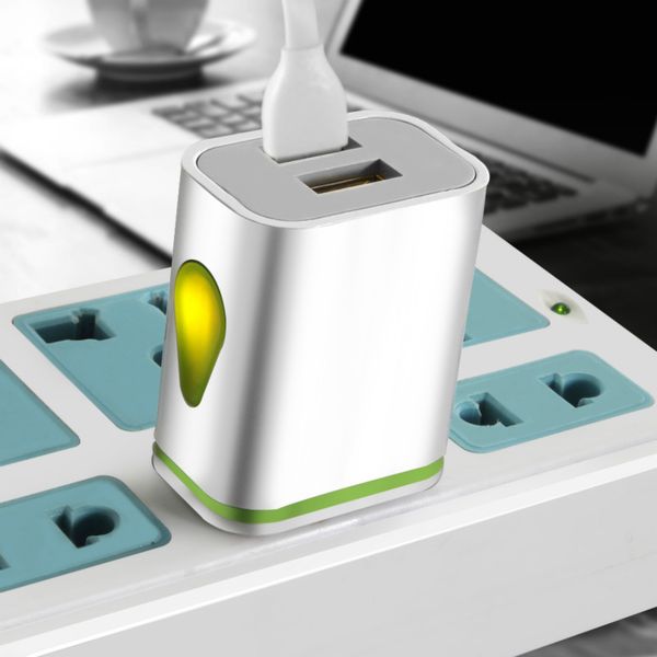 stock dhl duafast charging 5v 2.4 a fast charging wall charger adapter eu/us plug mobile phone for mini samsung xiaom phone charger
stock dhl duafast charging 5v 2.4 a fast charging wall charger adapter eu/us plug mobile phone for mini samsung xiaom phone charger
