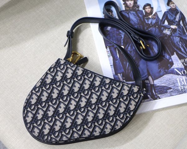 color spot goods wholesale and sale support mixed batch size 20cm dust-proof bag with id card cardboard box, ready to be packed and sent to
color spot goods wholesale and sale support mixed batch size 20cm dust-proof bag with id card cardboard box, ready to be packed and sent to