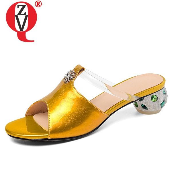 zvq woman shoes 2019 summer new fashion open toe genuine leather woman slippers outside mid heels crystal shoes, Black
zvq woman shoes 2019 summer new fashion open toe genuine leather woman slippers outside mid heels crystal shoes, Black