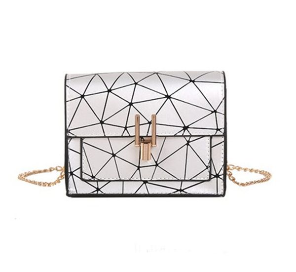designer luxury handbag women's shoulder bag winter new edition korean messenger bag handbag chain wild crack printed wild shoulder bag
designer luxury handbag women's shoulder bag winter new edition korean messenger bag handbag chain wild crack printed wild shoulder bag