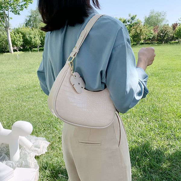 2020 new shoulder bag women's casual fashion korean retro crocodile grain crossbody bag
2020 new shoulder bag women's casual fashion korean retro crocodile grain crossbody bag
