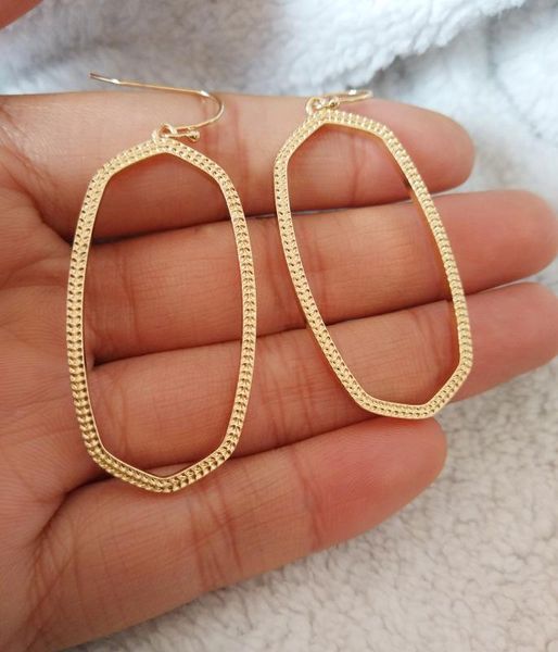 2020 selling hollow out big oval dangle earrings brand statement women fashion earrigns, Silver
2020 selling hollow out big oval dangle earrings brand statement women fashion earrigns, Silver