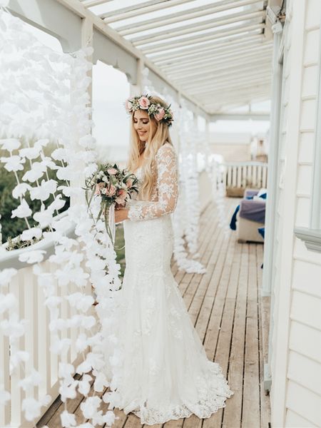 appliqued laqce mermaid wedding dresses long sleeve v neck open backless beach wedding floor length bridal gowns vestidos de novia, White
appliqued laqce mermaid wedding dresses long sleeve v neck open backless beach wedding floor length bridal gowns vestidos de novia, White