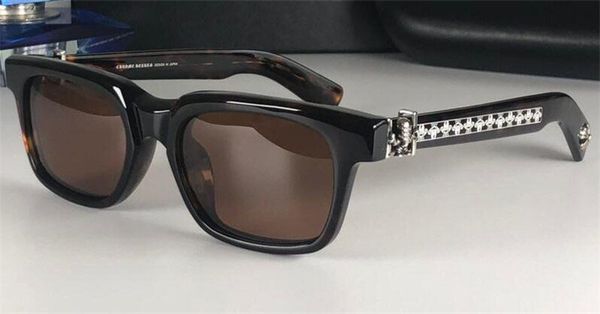 new popular retro men sunglasses foti punk style designer retro square frame with leather box coating reflective anti-uv lens quality, White;black
new popular retro men sunglasses foti punk style designer retro square frame with leather box coating reflective anti-uv lens quality, White;black