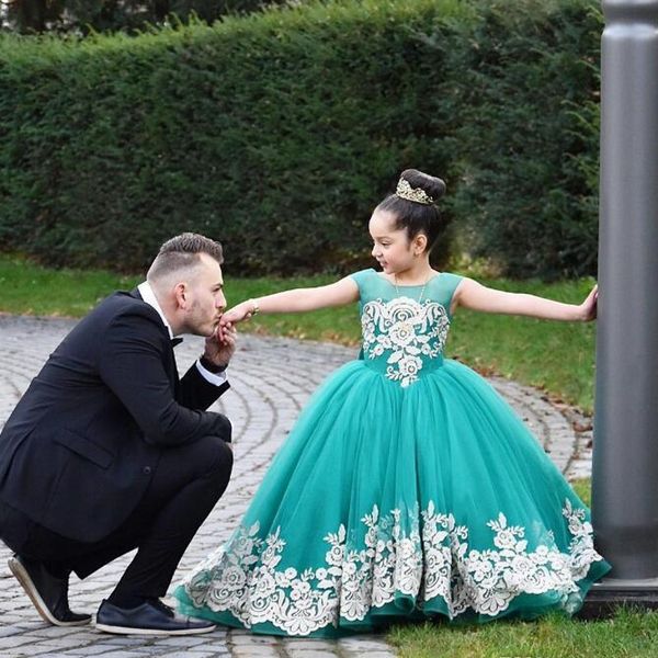 ball gown flower girls dresses jewel neck lace appliques tiered tulle skirt toddler first communion dress sheer neck kids birthday gowns, White;blue
ball gown flower girls dresses jewel neck lace appliques tiered tulle skirt toddler first communion dress sheer neck kids birthday gowns, White;blue