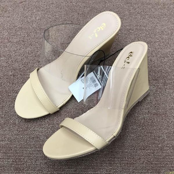 ultra-high heel cool slippers high transparent slope crystal waterproof platform open-toed sandals women, Black
ultra-high heel cool slippers high transparent slope crystal waterproof platform open-toed sandals women, Black
