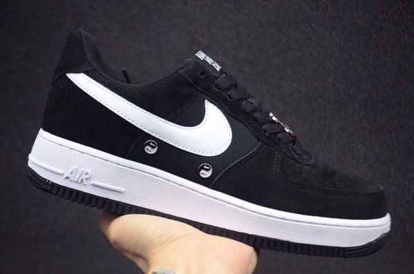 1 utility classic black white dunk men women casual shoes red one sports skateboarding high low cut wheat trainers sneakers 36-45
1 utility classic black white dunk men women casual shoes red one sports skateboarding high low cut wheat trainers sneakers 36-45