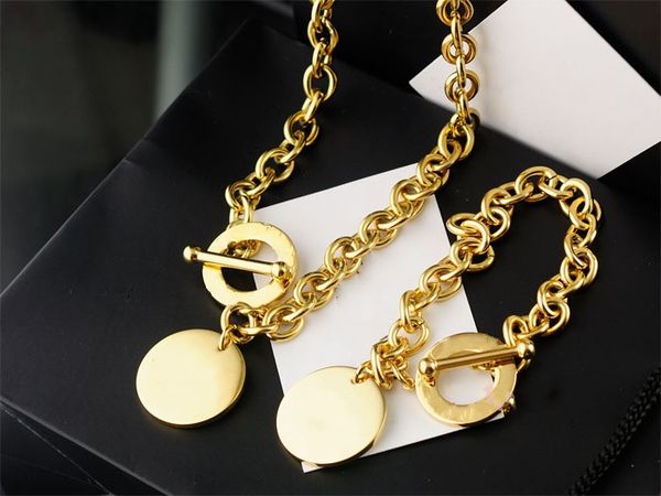 2019 women gold thick chian gold round plate rings stainless steel pendant necklaces and bracelet suit with box and dastbag, Silver
2019 women gold thick chian gold round plate rings stainless steel pendant necklaces and bracelet suit with box and dastbag, Silver