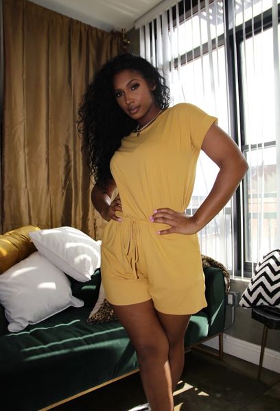 solid color women designer jumpsuits o-neck loose casual womens rompers summer fashionable new ladies luxury clothing, Black;white
solid color women designer jumpsuits o-neck loose casual womens rompers summer fashionable new ladies luxury clothing, Black;white