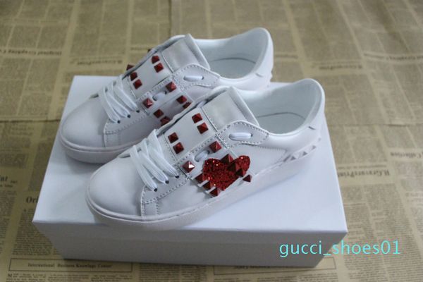 fashion mens womens luxury designer shoes low-leather trainers with heart logo print tonguecasual sneakers size 35-46 g01, Black
fashion mens womens luxury designer shoes low-leather trainers with heart logo print tonguecasual sneakers size 35-46 g01, Black