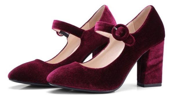 2019 fashion suede women's shoes in spring and autumn with new style high heel coarse heel shallow mouth, Black
2019 fashion suede women's shoes in spring and autumn with new style high heel coarse heel shallow mouth, Black