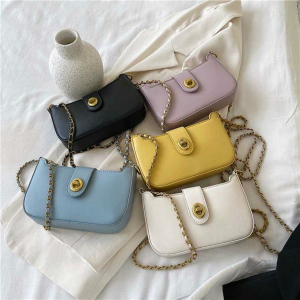 the 2020 new fashion versatile popular single shoulder bag ladies diagonal cross bag for wedding party essential
the 2020 new fashion versatile popular single shoulder bag ladies diagonal cross bag for wedding party essential