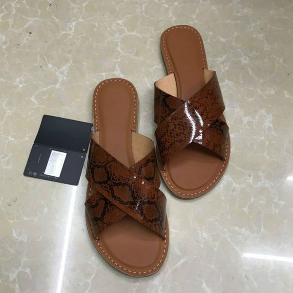 2020 summer slippers women cross belt flat bottom female casual beach shoes large size wild snake skin pattern slides, Black
2020 summer slippers women cross belt flat bottom female casual beach shoes large size wild snake skin pattern slides, Black