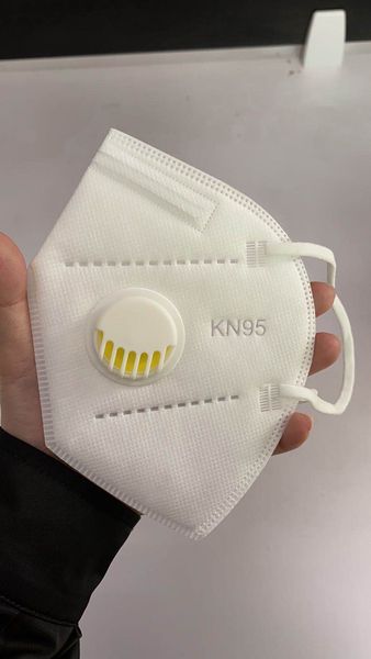 kn95 маска с респиратором kn95 рот маска для лица с клапаном pm2. 5 фильтр защитные антибактериальные вирусные маски бесплатная доставка dhl
kn95 маска с респиратором kn95 рот маска для лица с клапаном pm2. 5 фильтр защитные антибактериальные вирусные маски бесплатная доставка dhl