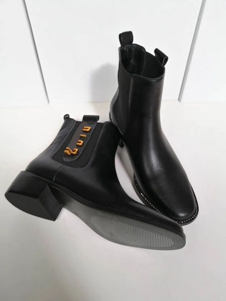 r boot fashion women leather 100% sewing warm and shiny leather boot autumn and winter shopping walking women boot delivery, Black
r boot fashion women leather 100% sewing warm and shiny leather boot autumn and winter shopping walking women boot delivery, Black