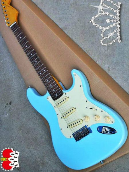 new gyst-1059 sky blue color solid body rosewood fretboard 22 fret chrome hardware st electric guitar. ship
new gyst-1059 sky blue color solid body rosewood fretboard 22 fret chrome hardware st electric guitar. ship