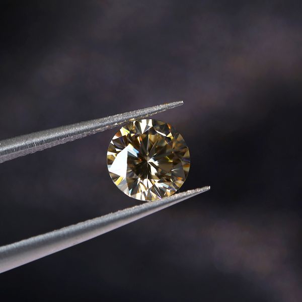 5mm 0.46ct carat vvs1 excellent cut grade test positive round cut yellow moissanite ef color loose stones moissanite, Black
5mm 0.46ct carat vvs1 excellent cut grade test positive round cut yellow moissanite ef color loose stones moissanite, Black