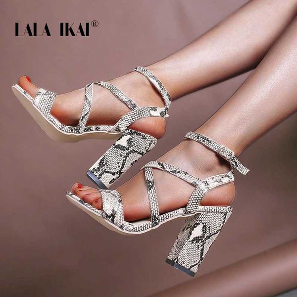 lala ikai women shoes large size 2020 new snake-grain open toe pu leather thick heel 11 cm high-heeled ladies shoes xwc6821-4, Black
lala ikai women shoes large size 2020 new snake-grain open toe pu leather thick heel 11 cm high-heeled ladies shoes xwc6821-4, Black