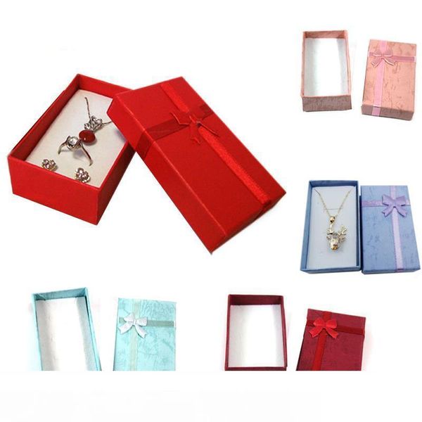 wholesale 24 pcs mix color jewelry display gift box earring organizer storage case ring pendant paper package organizer box 8*5*2.5cm, Black;white
wholesale 24 pcs mix color jewelry display gift box earring organizer storage case ring pendant paper package organizer box 8*5*2.5cm, Black;white