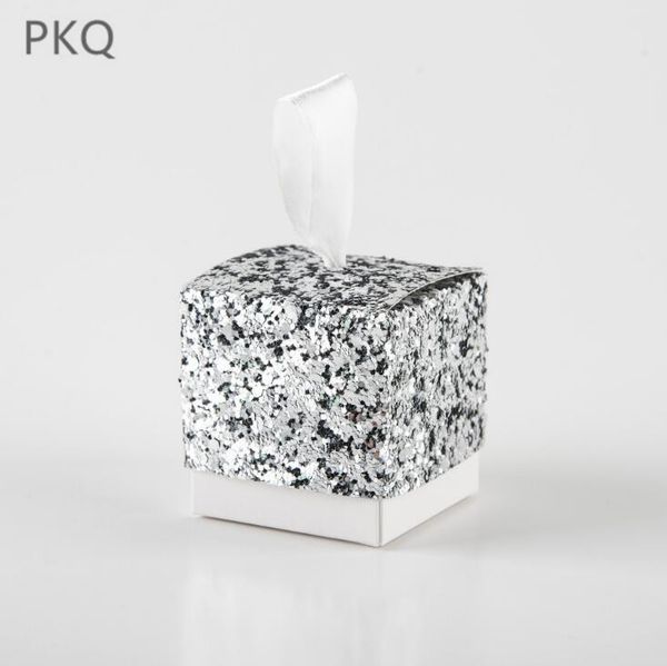 50pcs/lot mini paper box kraft paper gift box craft candy packing cardboard jewelry 5x5x5cm
50pcs/lot mini paper box kraft paper gift box craft candy packing cardboard jewelry 5x5x5cm