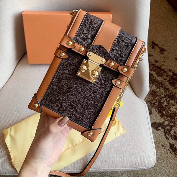 classic printing chain handbags purses vertical box bag single shoulder crossbody bags adjustable shoulder strap mobile phone package
classic printing chain handbags purses vertical box bag single shoulder crossbody bags adjustable shoulder strap mobile phone package