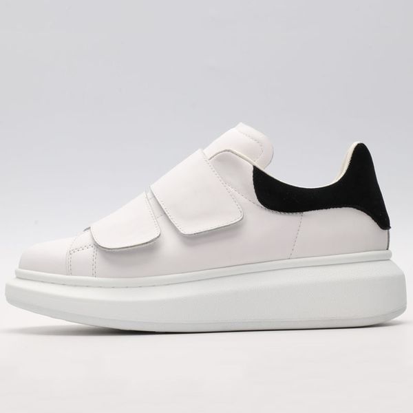 men running shoes genuine leather women's sport shoes casual fashion sneakers for women plus size 34-46
men running shoes genuine leather women's sport shoes casual fashion sneakers for women plus size 34-46