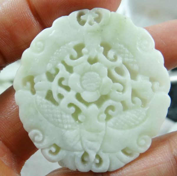 47*45wholesale natural chinese liantian stone hand-carved statue of bat amulet pendant necklace jewelry making, Silver
47*45wholesale natural chinese liantian stone hand-carved statue of bat amulet pendant necklace jewelry making, Silver