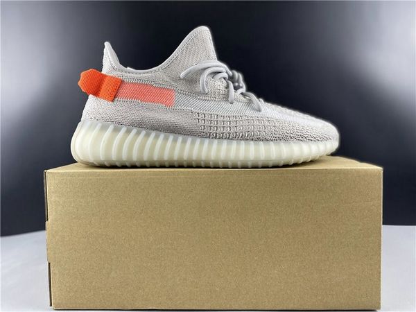 version tail light athletic designer shoes new comfort fog grey kanye west fashion sport chaussures sneakers ship with box
version tail light athletic designer shoes new comfort fog grey kanye west fashion sport chaussures sneakers ship with box