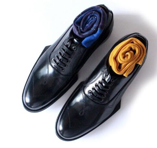 classic geometry soles brogue leather shoes men lace-up carved pointed toe carved leather men's shoes, Black
classic geometry soles brogue leather shoes men lace-up carved pointed toe carved leather men's shoes, Black